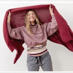 NWT Short Stories Ruby Wine Travel Blanket